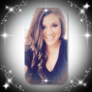 Meet your Posher, Joni